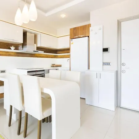 Apartment Luxury Flat With Shared Pool Near Beach In Alanya Alanya