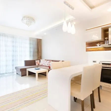 Luxury Flat With Shared Pool Near Beach In Alanya Alanya