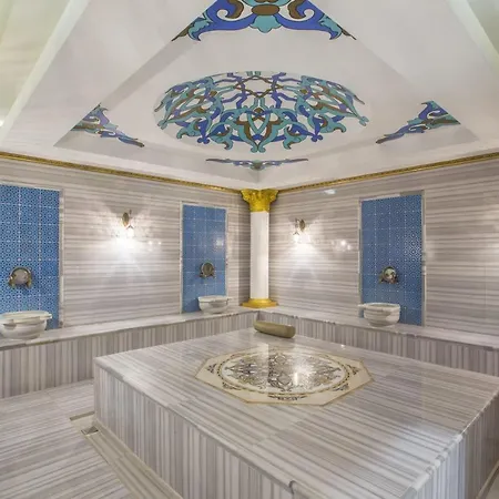 Luxury Flat With Shared Pool Near Beach In Alanya *
